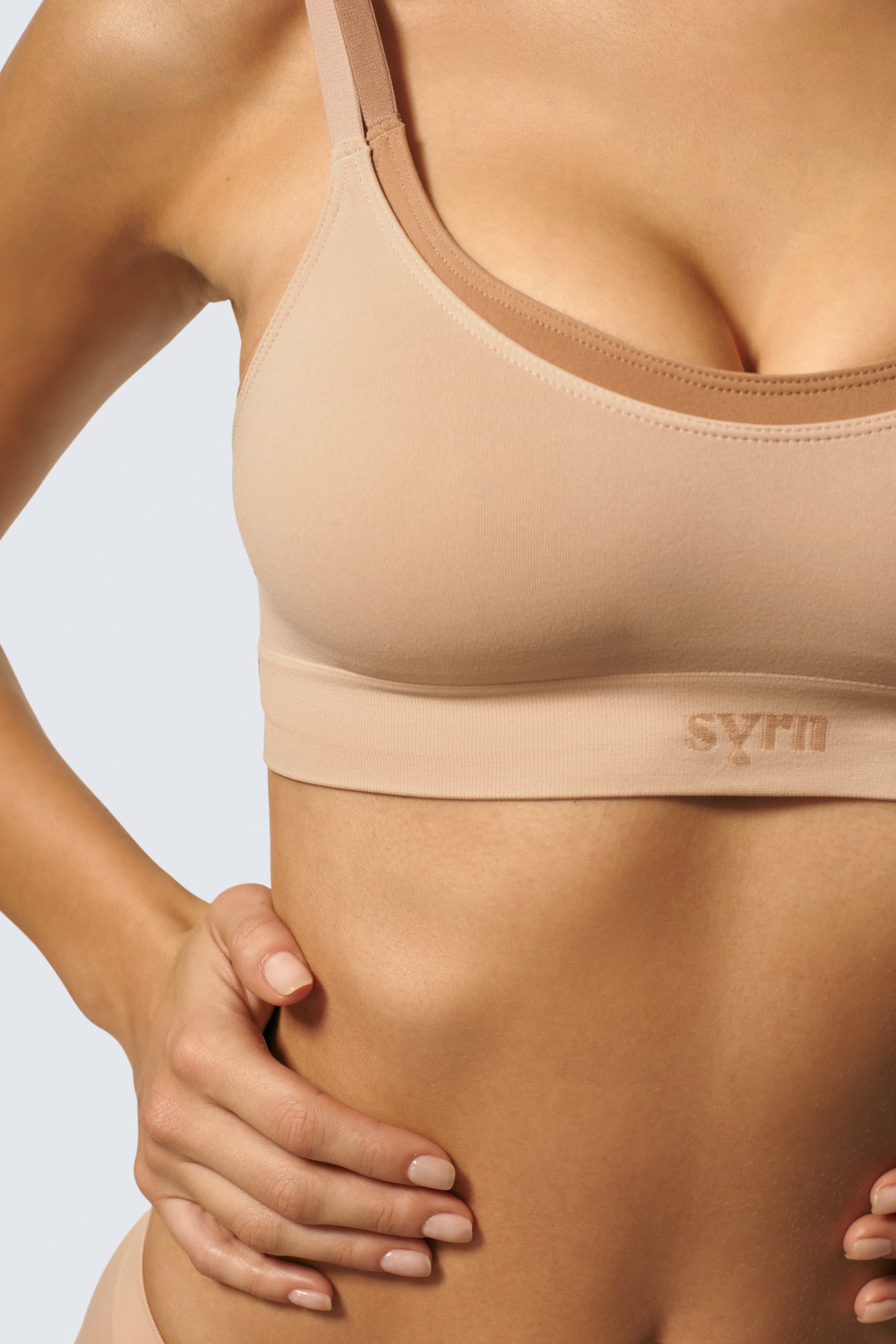 Freya is 5’8 and wears sizes 30DD and M on top and XS on the bottom