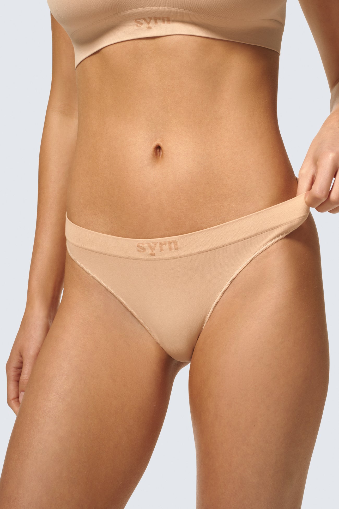 Freya is 5’8 and wears sizes 30DD and M on top and XS on the bottom